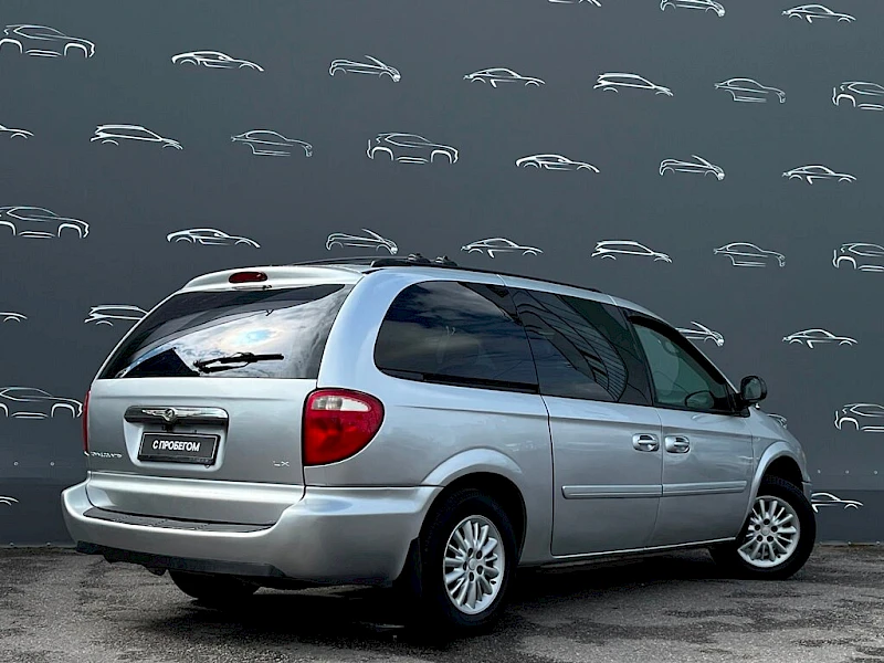 Chrysler Town &amp; Country