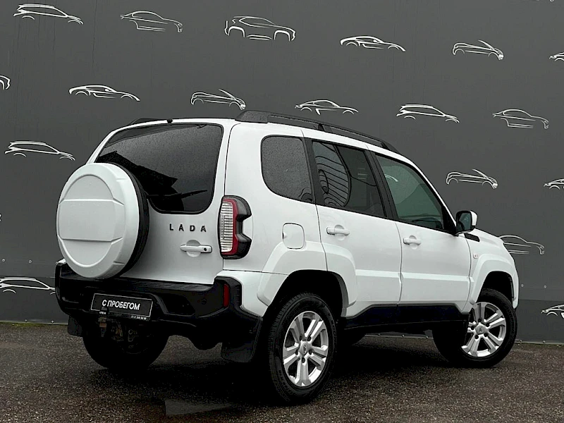LADA (ВАЗ) Niva Travel