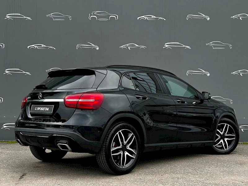 Mercedes-Benz GLA